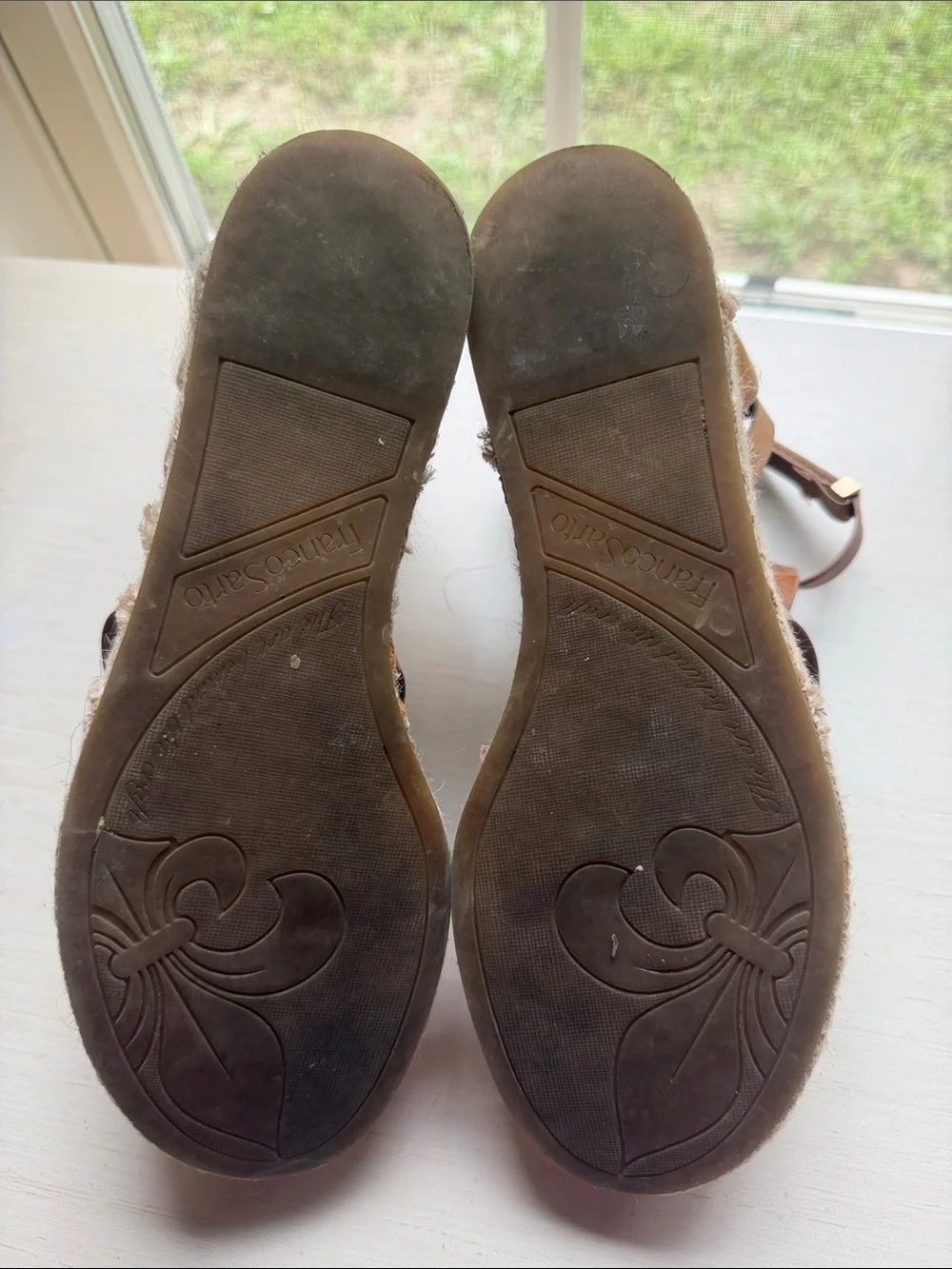 Franco Sarto Tan Wedge Sandals Women’s Size 9 Ankle Strap Velcro Closure